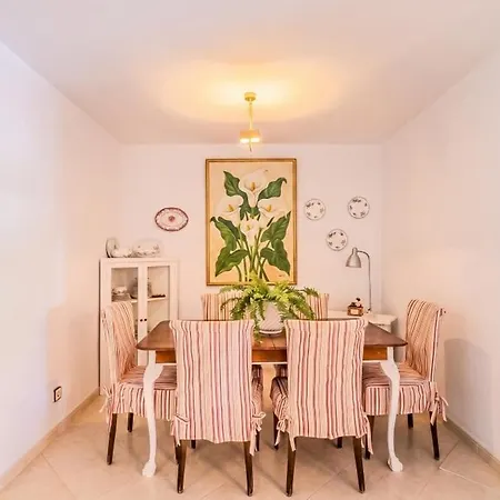 Apartman Seafront Playamero *